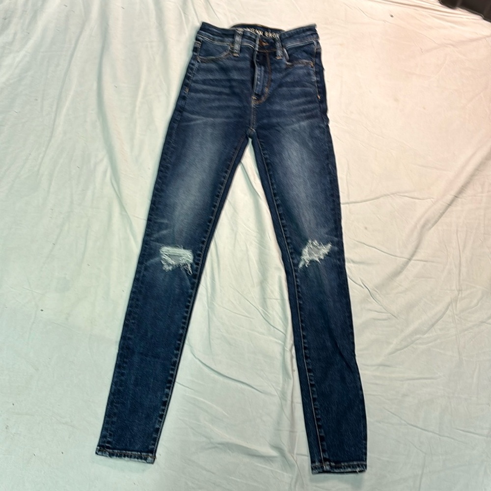 American Eagle Outfitters juniors Distressed Jegging Super Stretch Jeans size 00